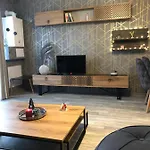 شقة Luxury Studenets 3*